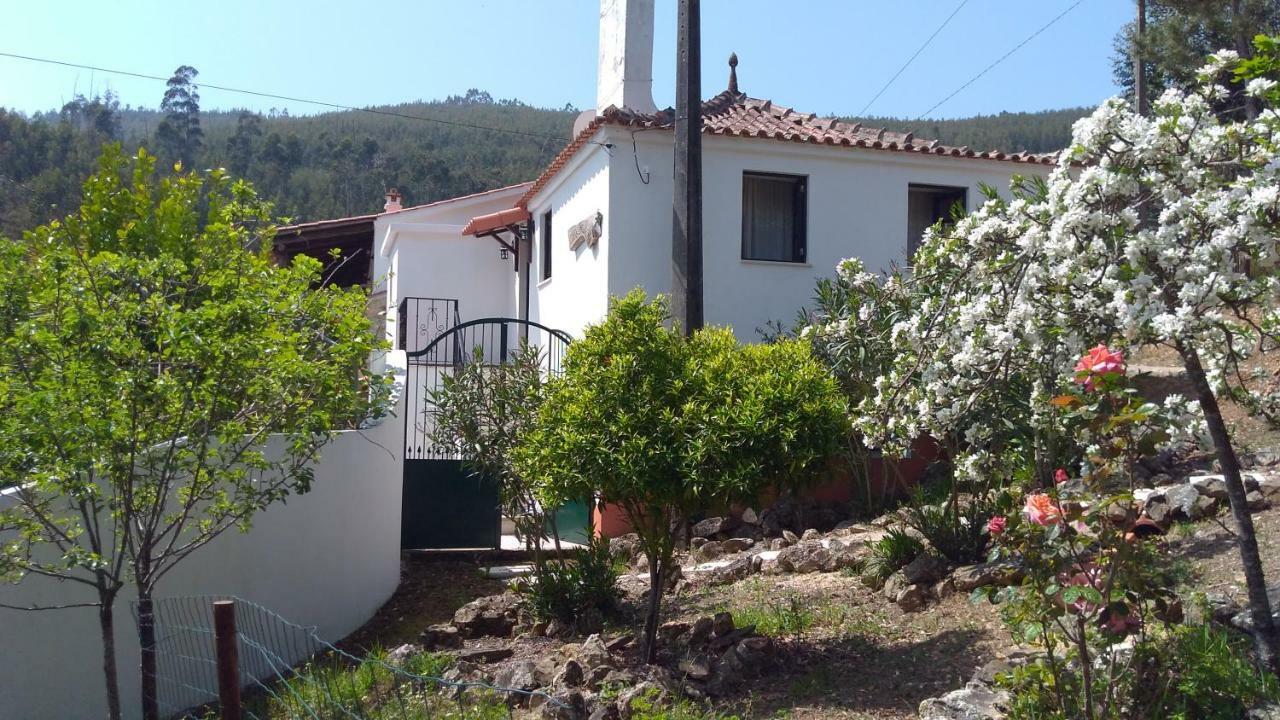 הוילה פיגרו דוס ויניוס Casa Da Milharica מראה חיצוני תמונה